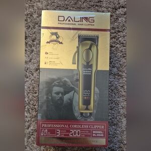 NIB The Dailing hair clipper model DL-0049